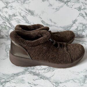 Bzees Women 10 Slip On Shoe Comfort Casual Walking Brown Stretch Faux Fur Soft